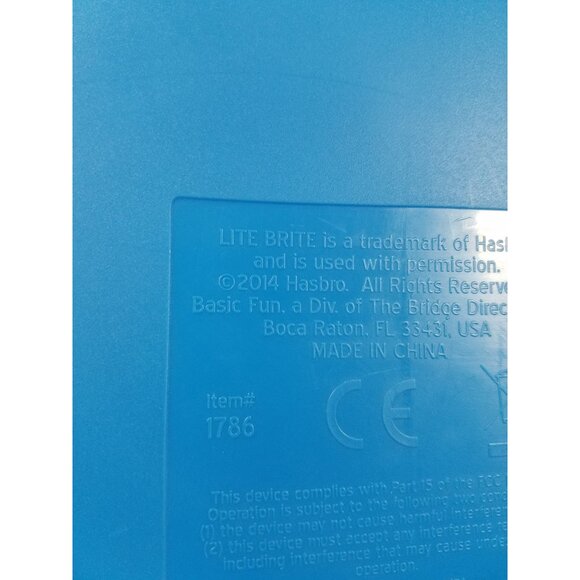 Travel Lite Brite Hasbro 2014 shaped Pegs blue unit w/ Green & clear Case #1786 - Picture 12 of 12